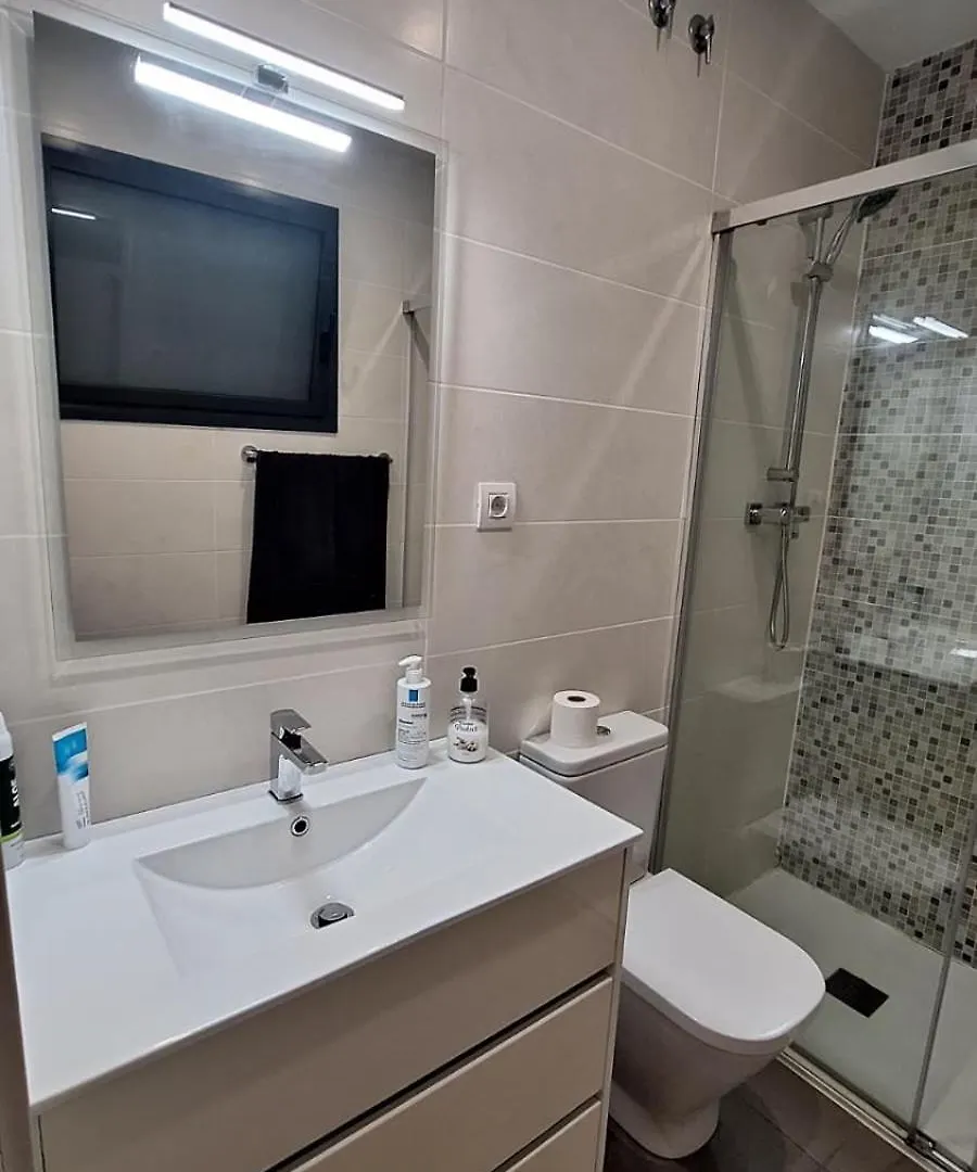 Sitges Bnb Superior Rooms Oda ve Kahvaltı